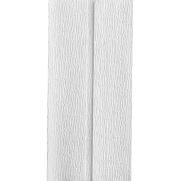 White C-Fold Paper Towel - Image 3